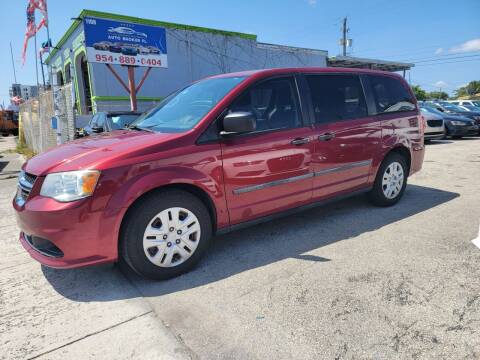 2015 Dodge Grand Caravan for sale at INTERNATIONAL AUTO BROKERS INC in Hollywood FL