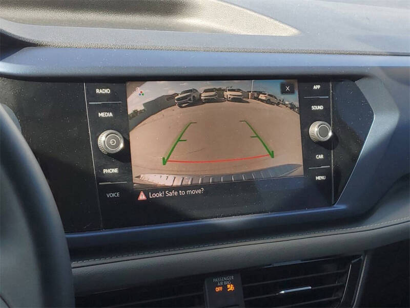 2024 Volkswagen Taos SE 4Motion