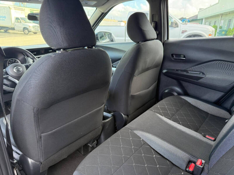 2018 Nissan Kicks SV