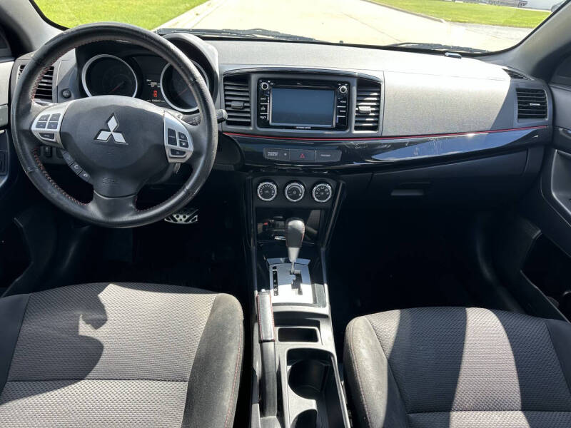 2017 Mitsubishi Lancer ES