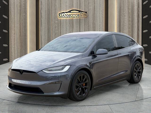 2023 Tesla Model X Standard Range