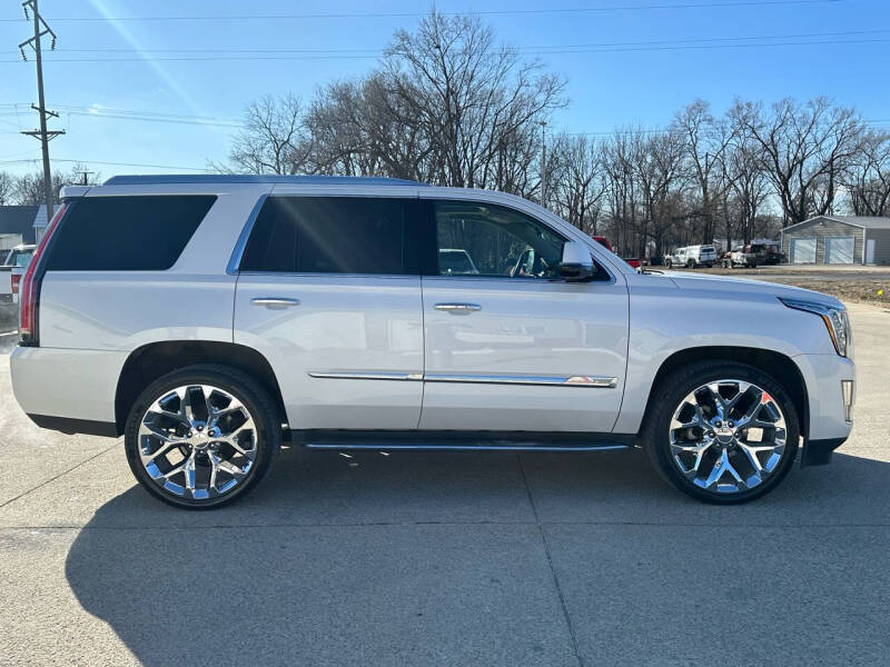 2016 Cadillac Escalade for sale at Thorne Auto in Evansdale IA