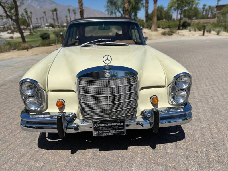 1969 Mercedes-Benz 280-Class