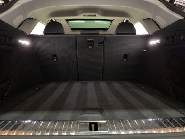 2023 Audi e-tron quattro Premium Plus