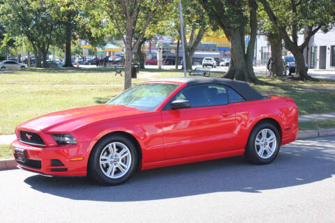 2014 Ford Mustang V6