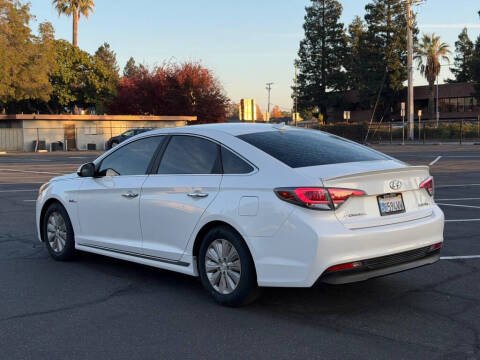 2016 Hyundai Sonata Hybrid SE