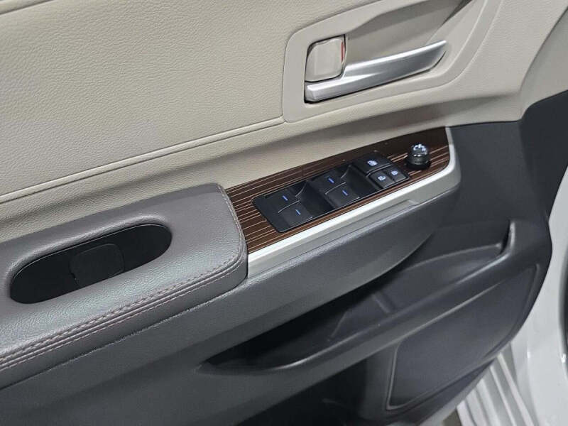 2024 Toyota Sienna XLE 7-Passenger