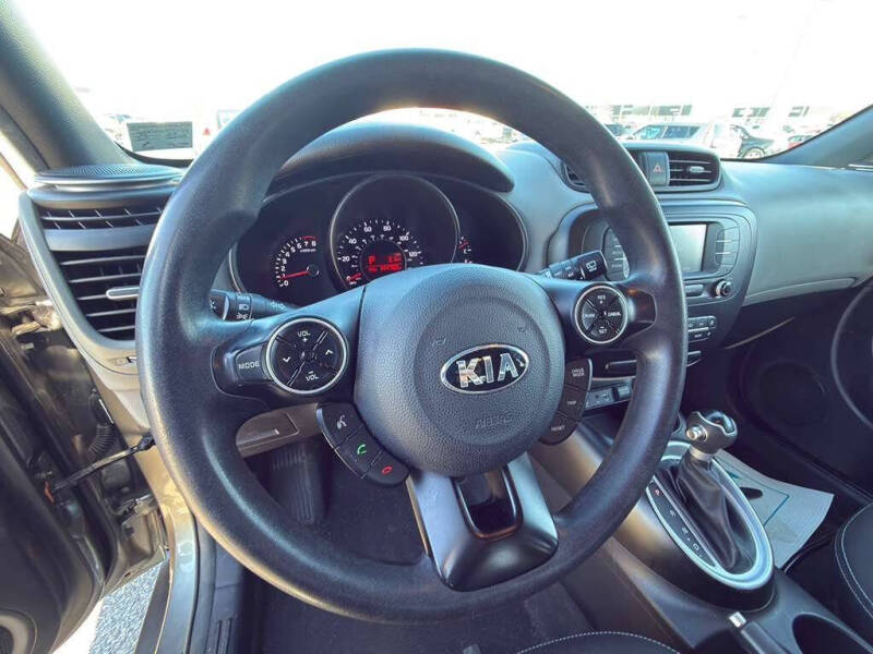 2017 Kia Soul +