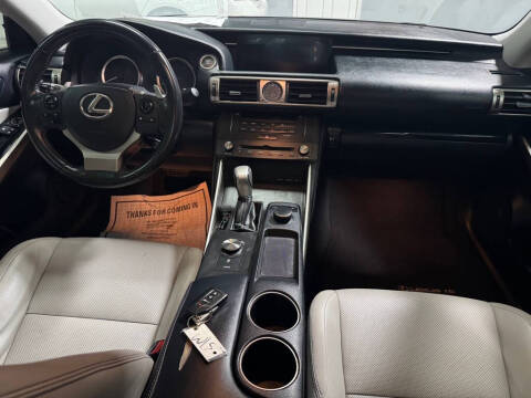 2015 Lexus IS 250