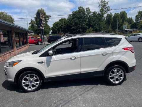 2013 Ford Escape for sale at AUTOTRACK INC in Mount Vernon WA