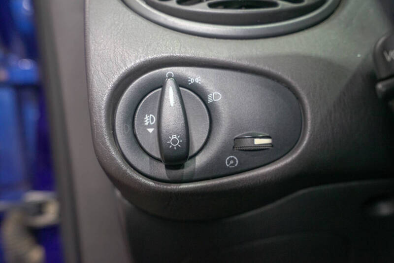 2003 Ford Focus SVT