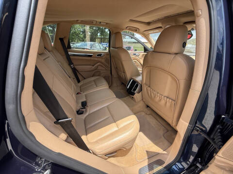2011 Porsche Cayenne S