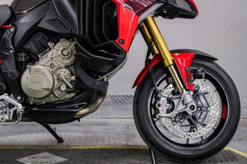 2023 Ducati Multistrada V4 Pike Peak