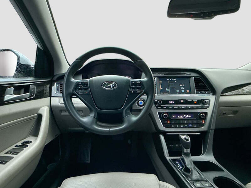 2017 Hyundai Sonata Hybrid