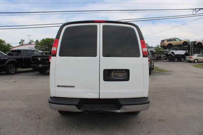 2021 Chevrolet Express 2500
