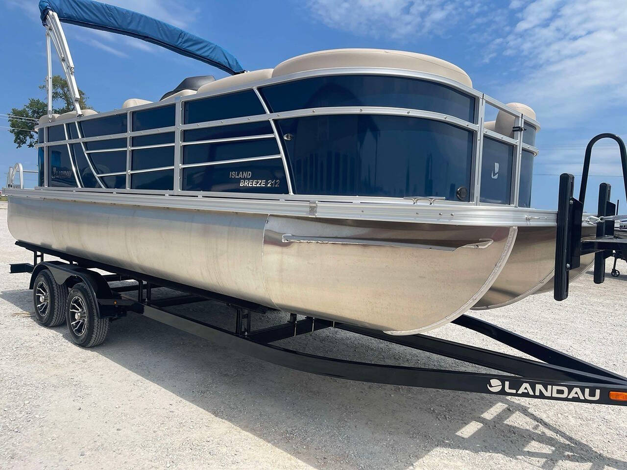 2024 Landau 212 Island Breeze Cruise for sale at Truman Lake Marine in Warsaw, MO