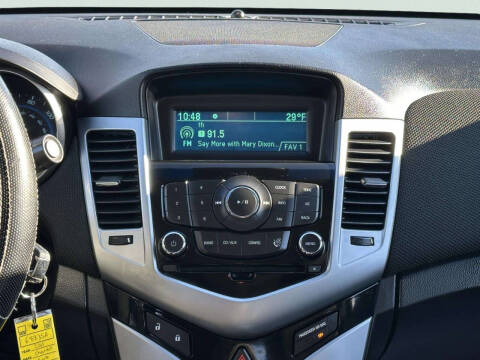 2011 Chevrolet Cruze LT