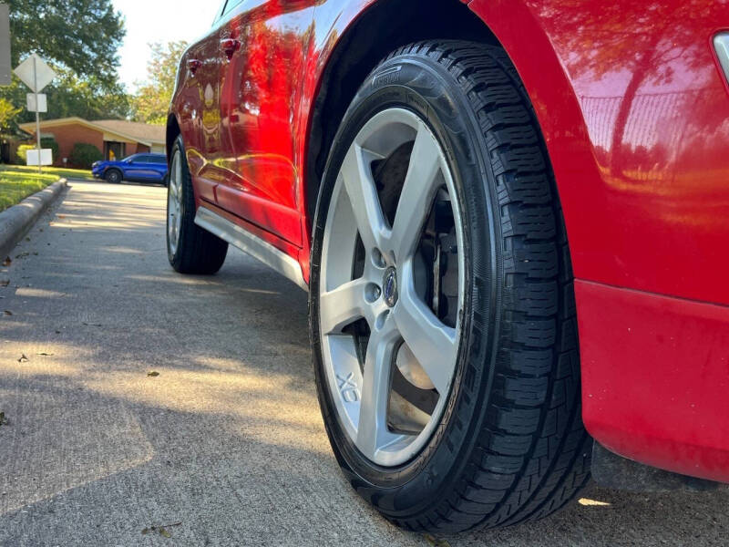 2011 Volvo XC60 T6 R-Design