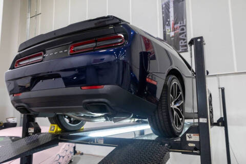 2017 Dodge Challenger 392 HEMI Scat Pack Shaker