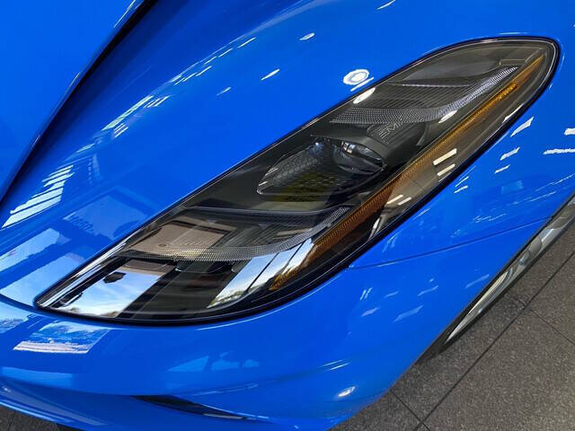 2025 Lotus Emira 10