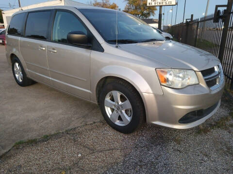 2013 Dodge Grand Caravan for sale at Auto Haus Imports in Grand Prairie TX