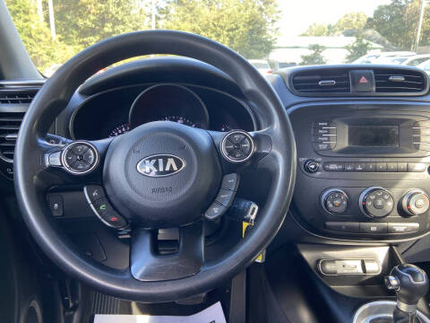 2015 Kia Soul +
