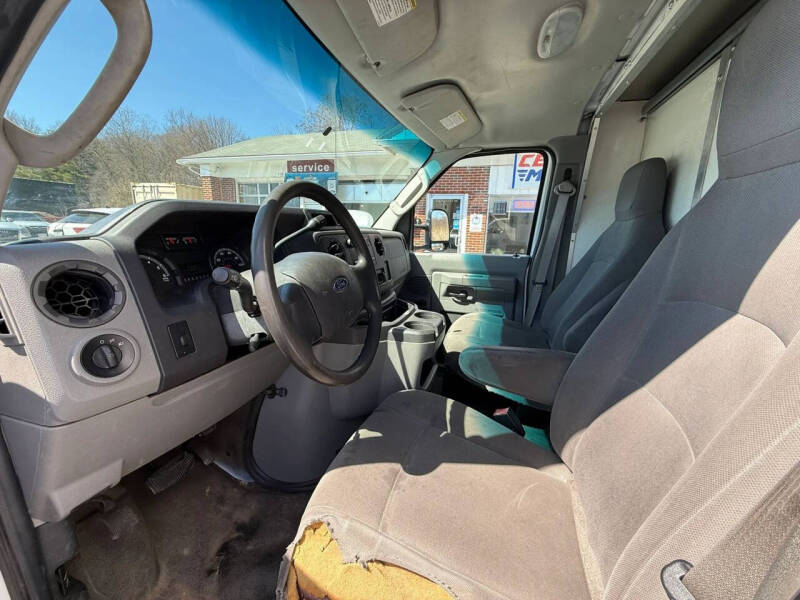 2012 Ford E-Series