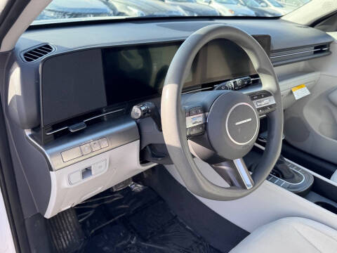 2024 Hyundai Kona SE