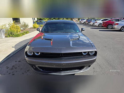 2022 Dodge Challenger SXT