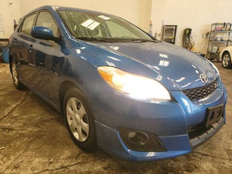 2009 Toyota Matrix for sale at Sinclair Auto Inc. in Pendleton IN