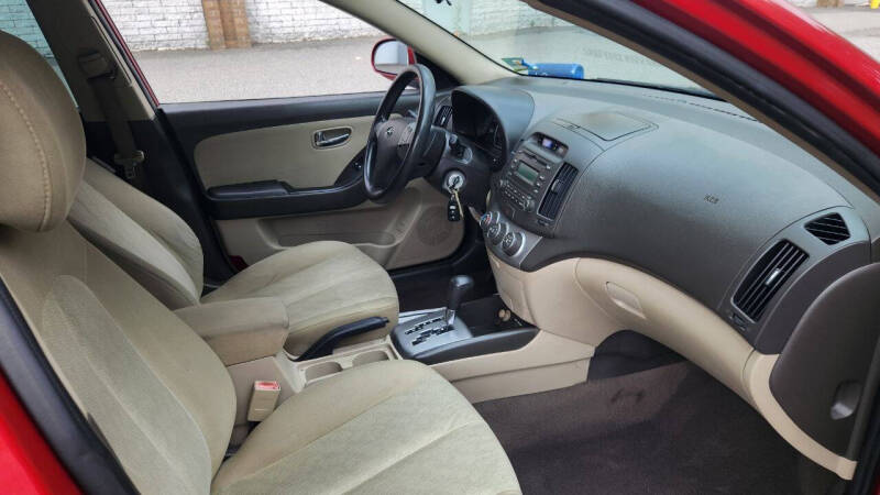 2019 Nissan Versa SV