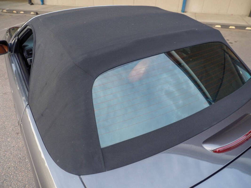 2003 Ford Thunderbird