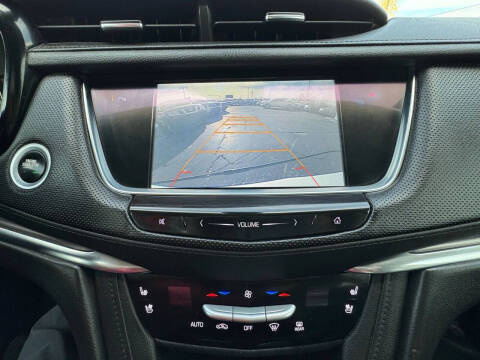 2017 Cadillac XT5 Premium Luxury