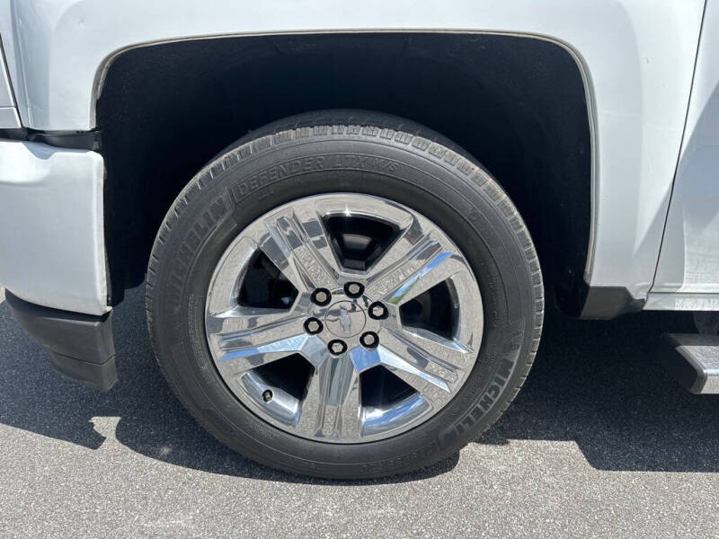 2018 Chevrolet Silverado 1500 Custom