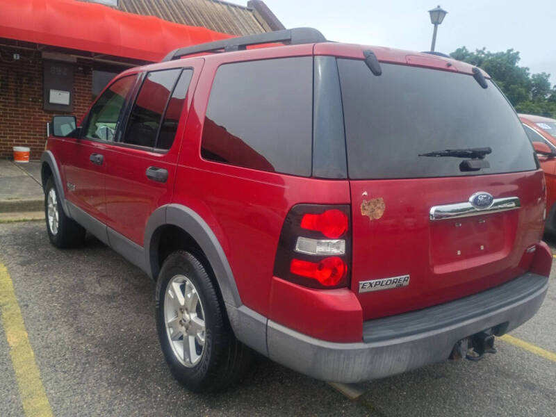 2006 Ford Explorer XLT