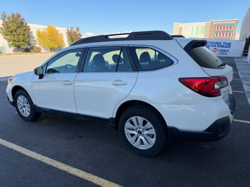 2018 Subaru Outback 2.5i