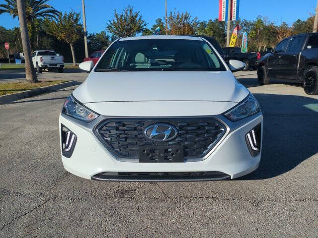 2022 Hyundai Ioniq Hybrid SE