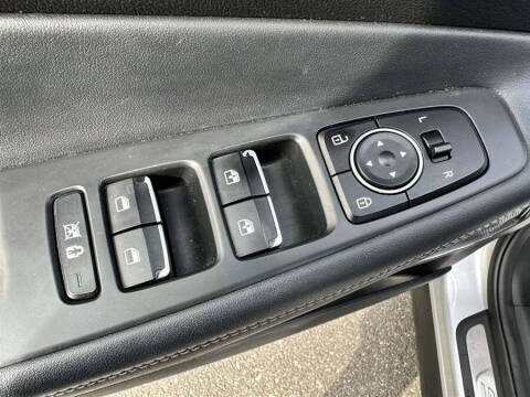 2019 Hyundai Santa Fe Limited 2.4L