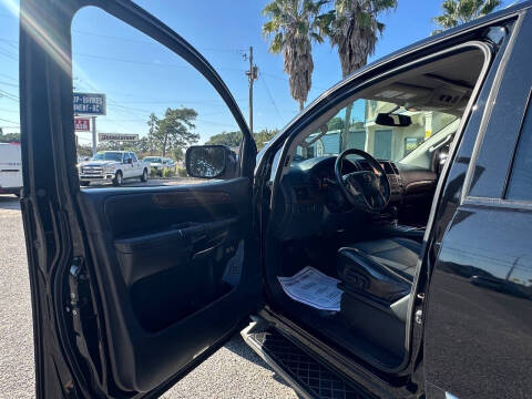 2014 Nissan Armada SV