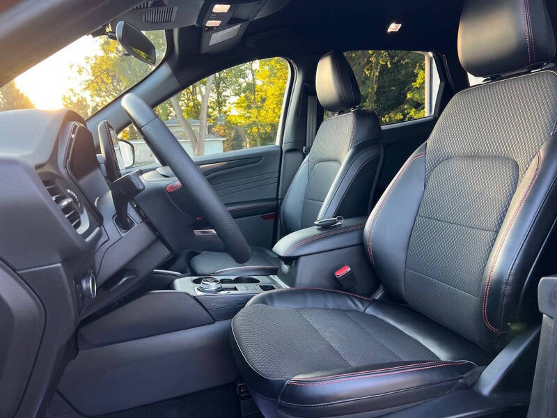 2023 Ford Escape ST-Line