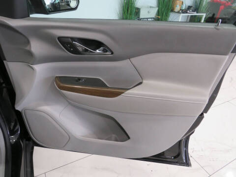 2017 GMC Acadia SLE-1