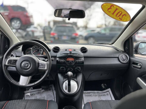 2013 Mazda MAZDA2 Touring