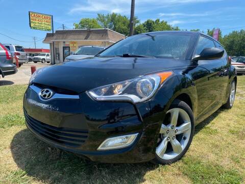 2015 Hyundai Veloster for sale at Cash Car Outlet in Mckinney TX
