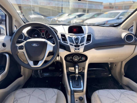 2012 Ford Fiesta SE