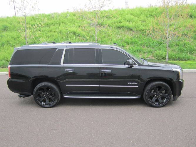 2017 GMC Yukon XL Denali