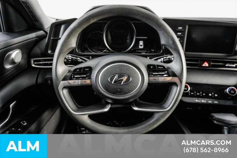 2022 Hyundai Elantra