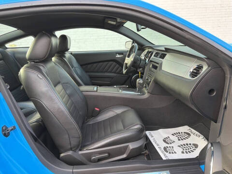 2010 Ford Mustang V6