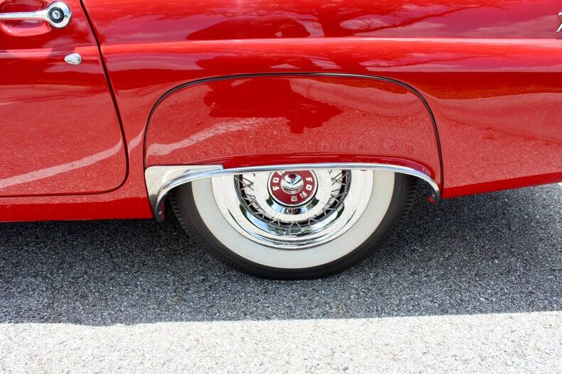 1955 Ford Thunderbird