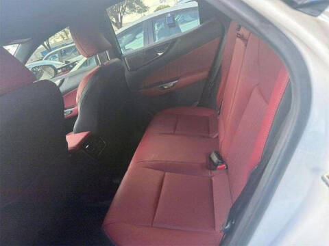 2025 Lexus NX 250 Premium