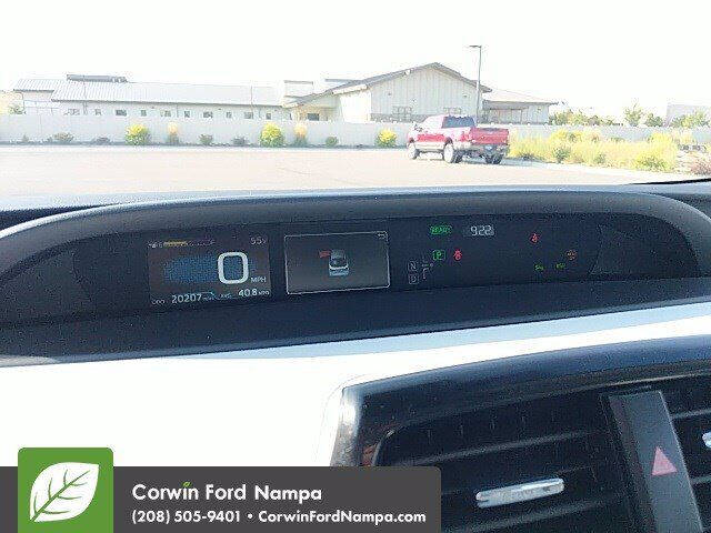 2019 Toyota Prius XLE AWD-e